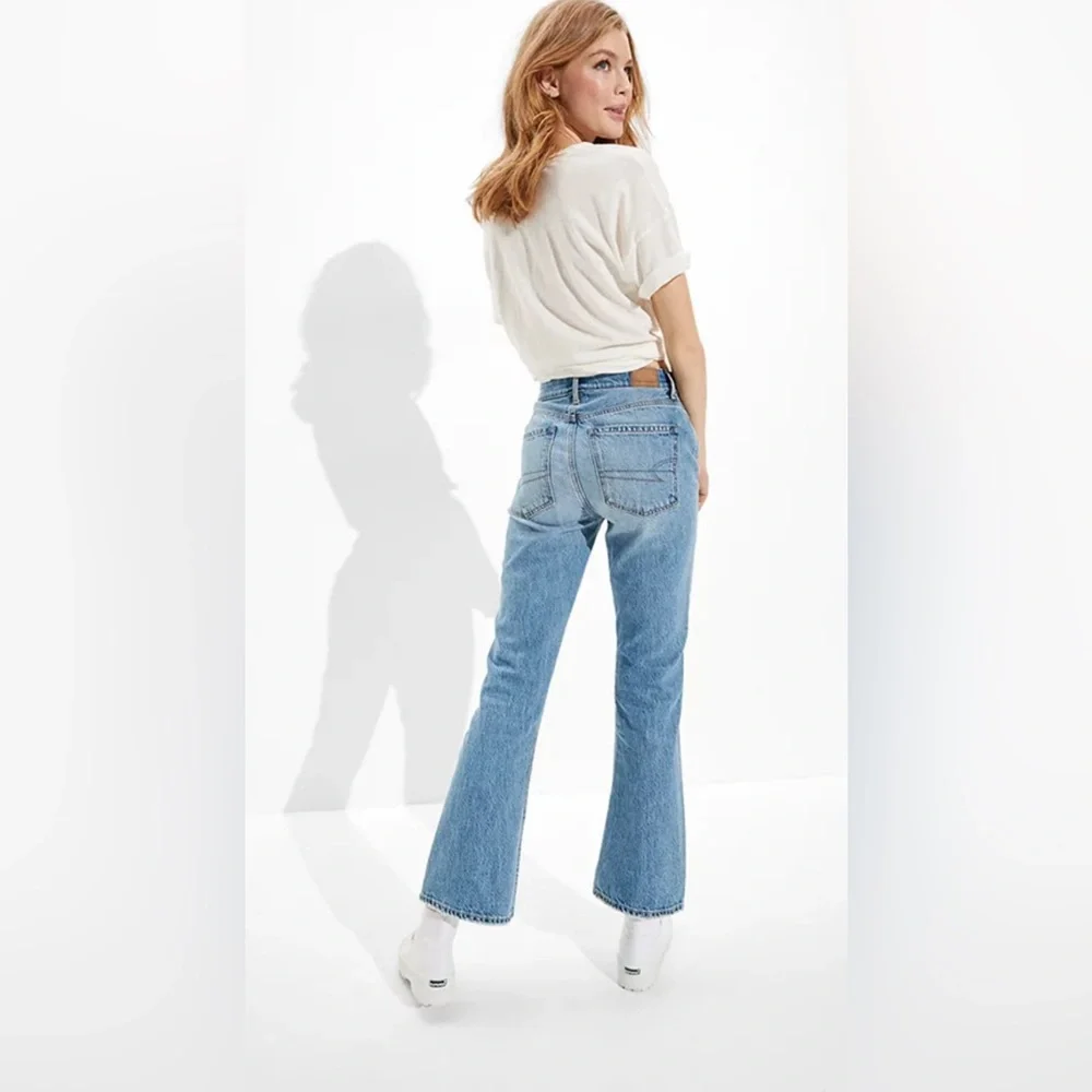 American Eagle - Ripped Highest Waist ‘90s Flare Jean - Size 8 - Picture 2 of 13